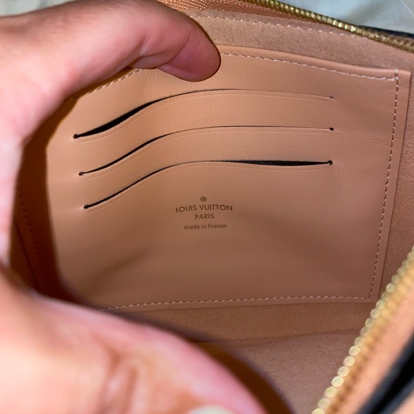 Louis Vuitton Pochette Double Zip - Picture 6 of 10